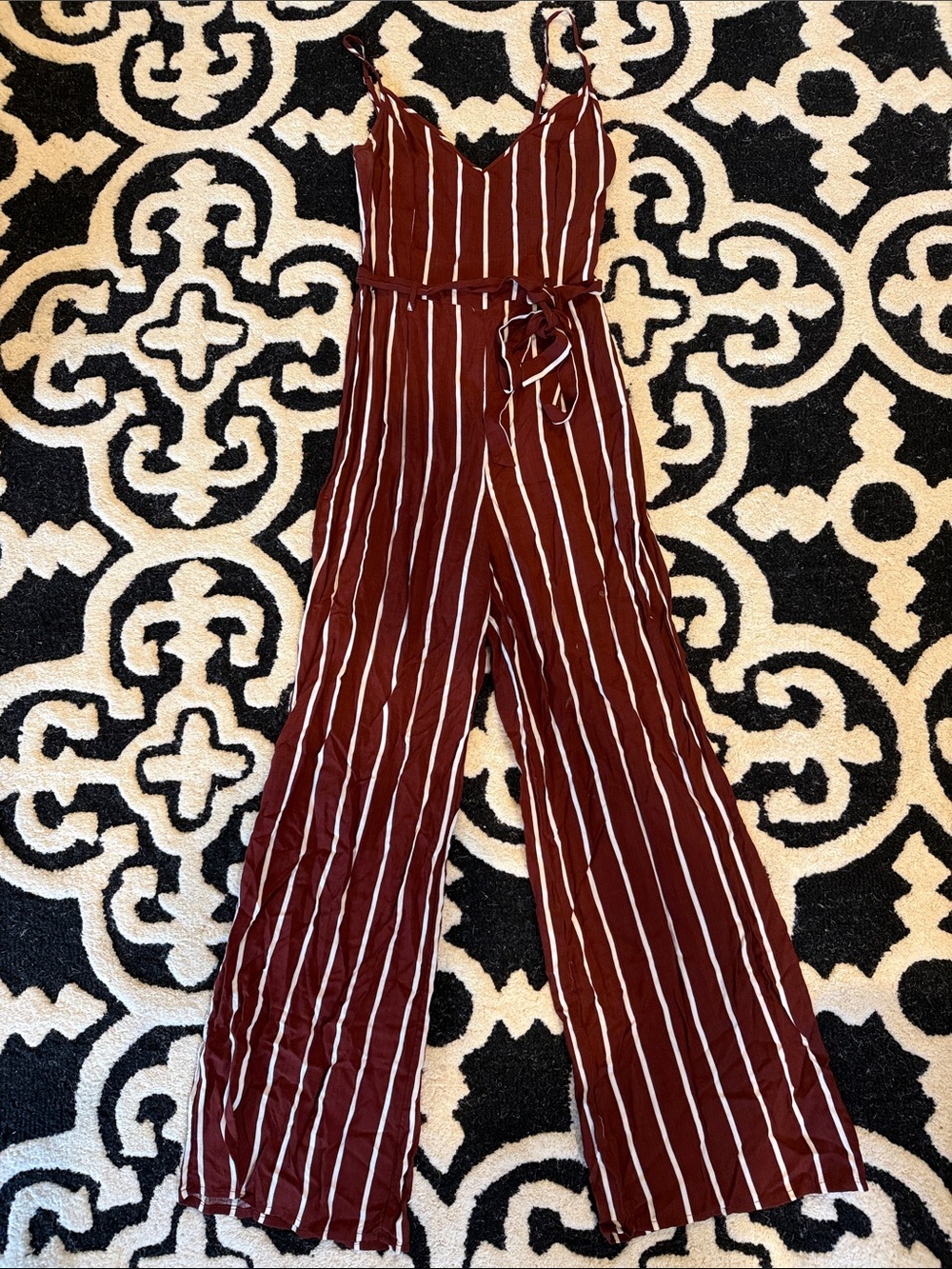 Forever 21 Striped Burgundy Wide-Leg Sleeveless Jumpsuit with Tie Waist. Size M